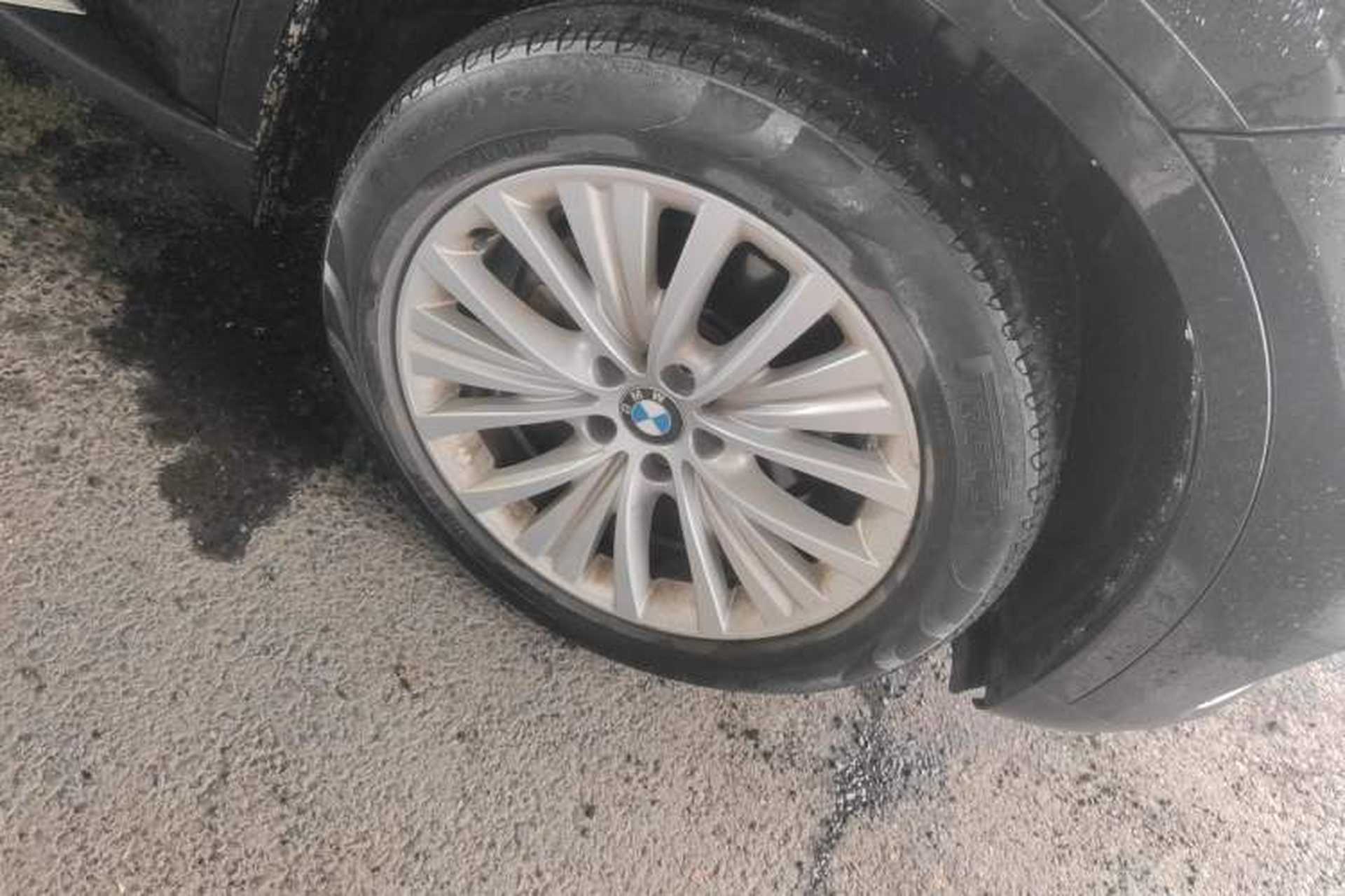 Used BMW X5 2017 xDrive28i Right Front Wheel Hub