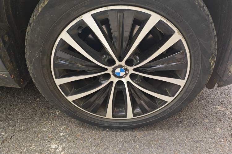Used BMW X5 2017 xDrive35i Leading Model Right Front Wheel Hub