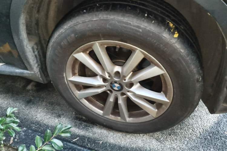 Used BMW X5 2017 xDrive35i Middle East Right Front Wheel Hub