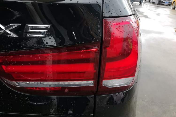 Used BMW X5 2017 xDrive35i parallel import Right Rear Taillight