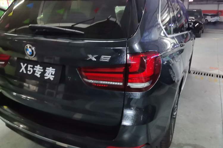 Used BMW X5 2017 xDrive35i Elegant Edition Right Rear Taillight