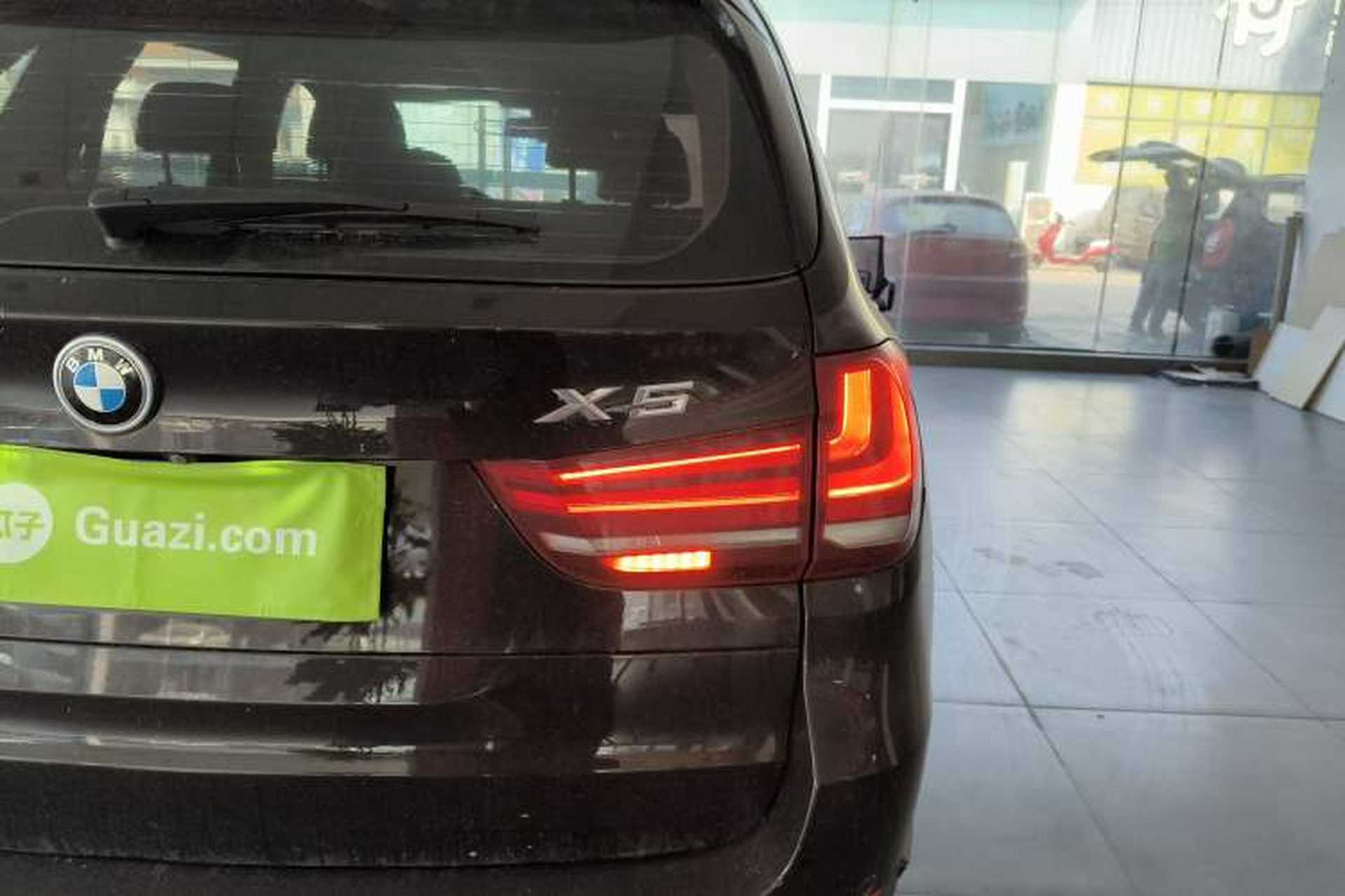 Used BMW X5 2017 xDrive28i Right Rear Taillight