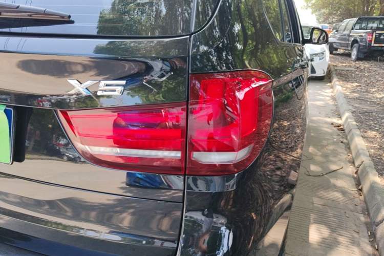Used BMW X5 2017 xDrive35i Leading Model Right Rear Taillight