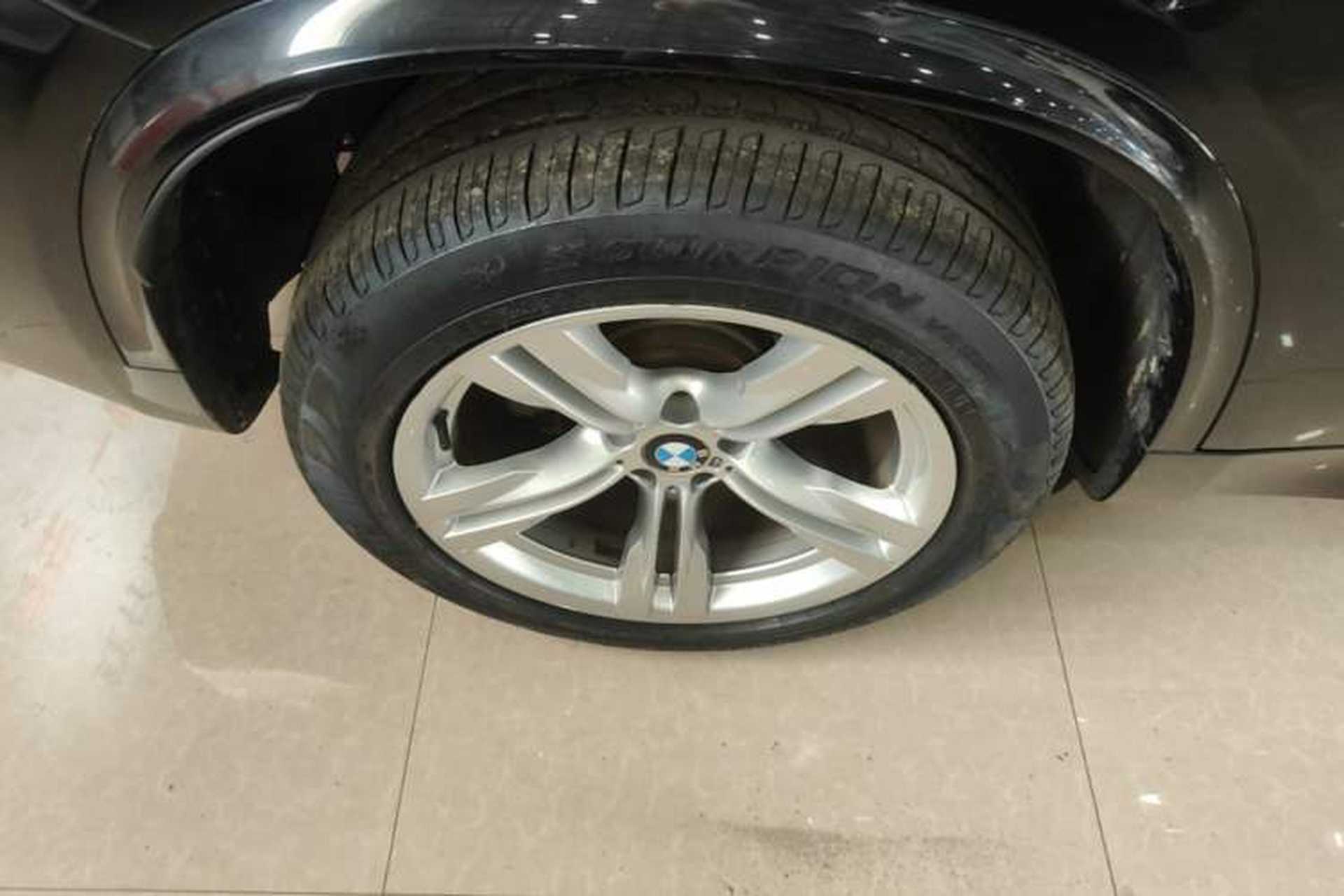 Used BMW X5 2017 xDrive35i M Sport Edition Right Rear Wheel Hub