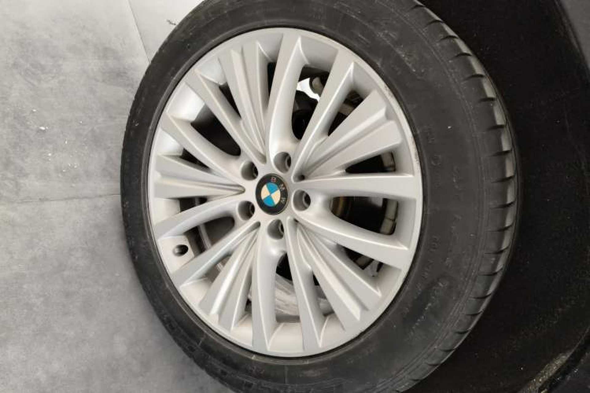 Used BMW X5 2017 xDrive28i Right Rear Wheel Hub