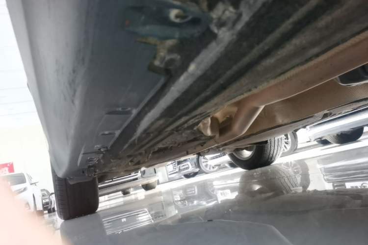 Used BMW X5 2017 xDrive35i Standard Model U.S. Specification Right Side Sill