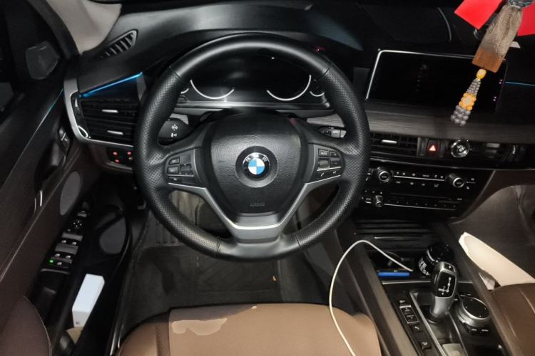 Used BMW X5 2017 xDrive28i Steering Wheel