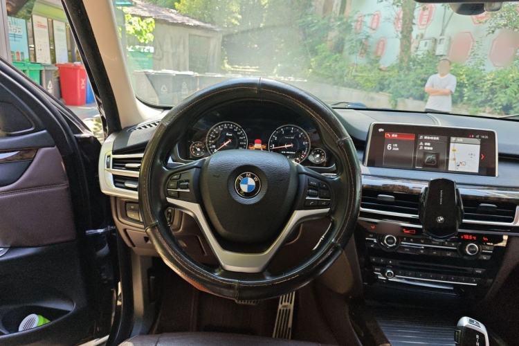 Used BMW X5 2017 xDrive28i Steering Wheel