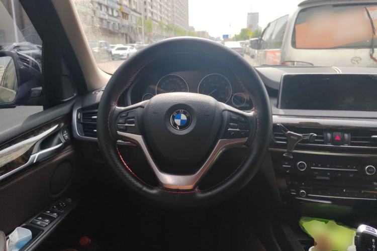 Used BMW X5 2017 xDrive35i Elegant Edition Steering Wheel