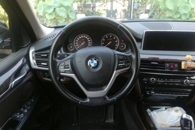 Used BMW X5 2017 xDrive28i Steering Wheel
