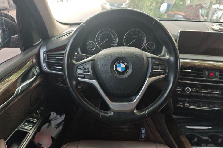 Used BMW X5 2017 xDrive28i Steering Wheel