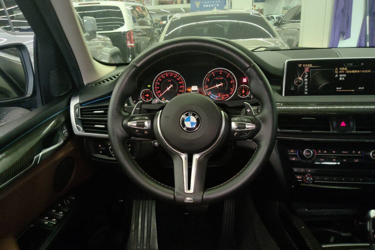 Used BMW X5 2017 xDrive35i Premium Luxury Middle East Steering Wheel