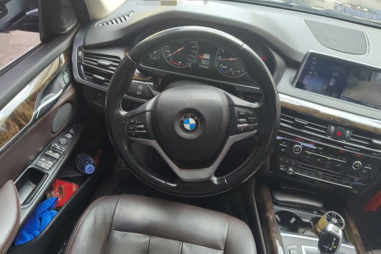 Used BMW X5 2017 xDrive28i Steering Wheel