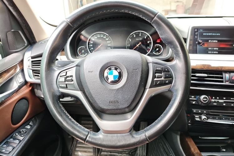 Used BMW X5 2017 xDrive28i Steering Wheel