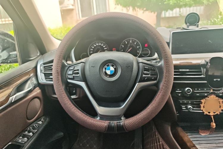 Used BMW X5 2017 xDrive28i Steering Wheel
