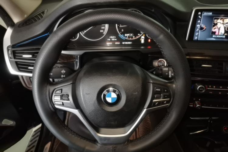 Used BMW X5 2017 xDrive28i Steering Wheel