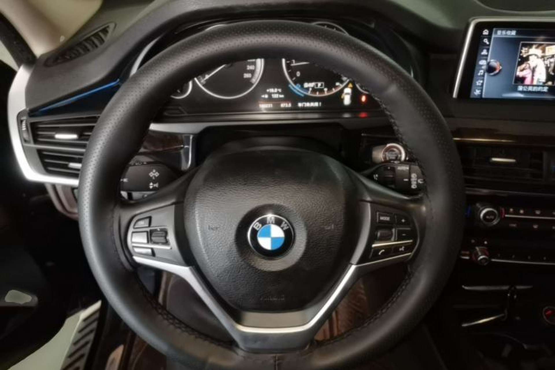 Used BMW X5 2017 xDrive28i Steering Wheel