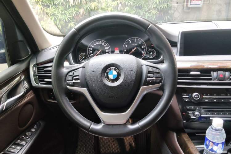 Used BMW X5 2017 xDrive28i Steering Wheel