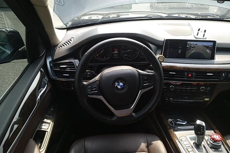 Used BMW X5 2017 xDrive28i Steering Wheel