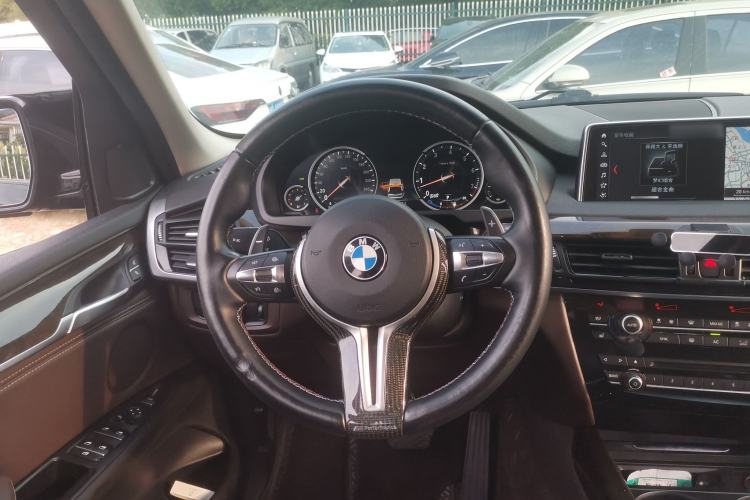 Used BMW X5 2017 xDrive35i Elegant Edition Steering Wheel