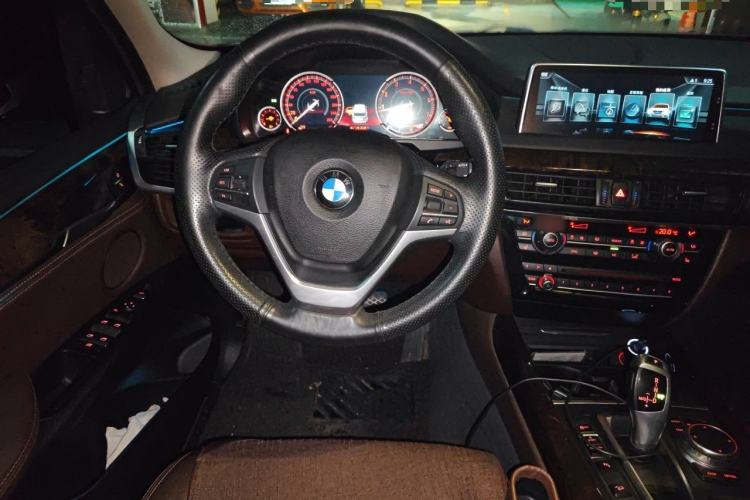 Used BMW X5 2017 xDrive28i Steering Wheel