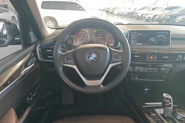 Used BMW X5 2017 xDrive28i Steering Wheel