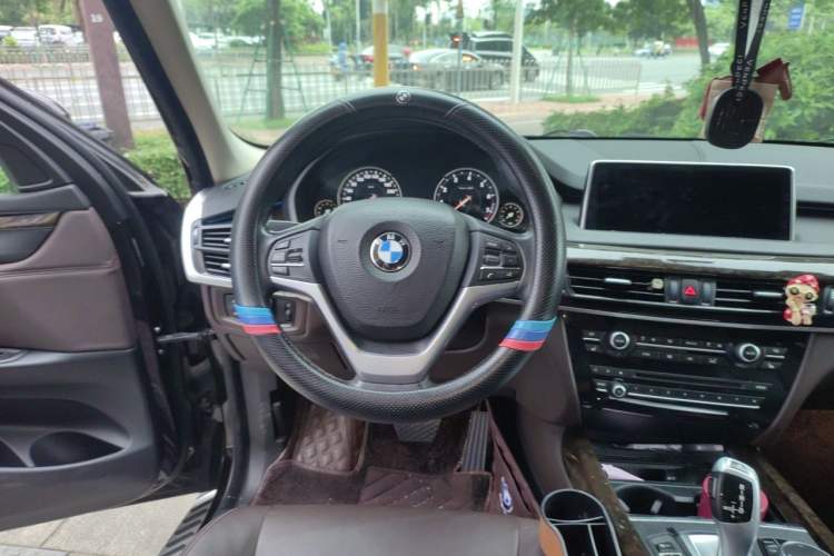 Used BMW X5 2017 xDrive28i Steering Wheel