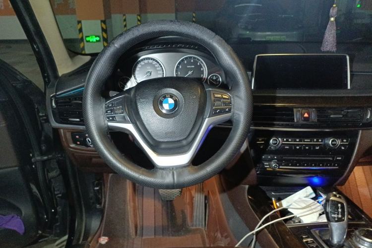 Used BMW X5 2017 xDrive28i Steering Wheel
