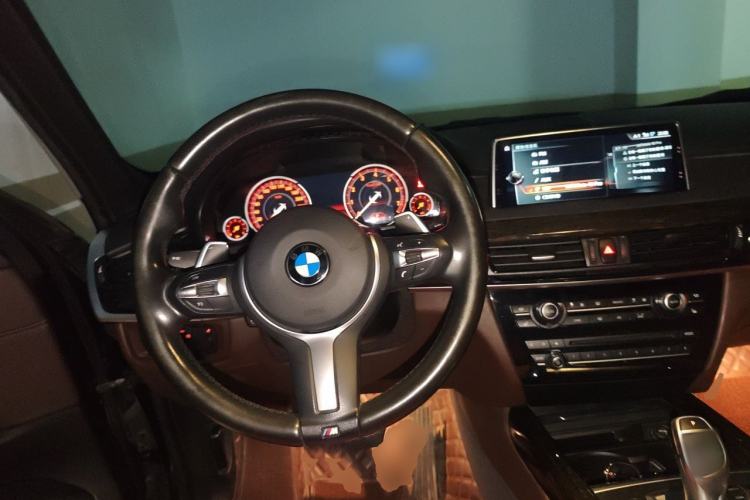 Used BMW X5  Steering Wheel