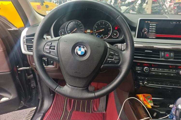 Used BMW X5 2017 xDrive35i Elegant Edition Steering Wheel