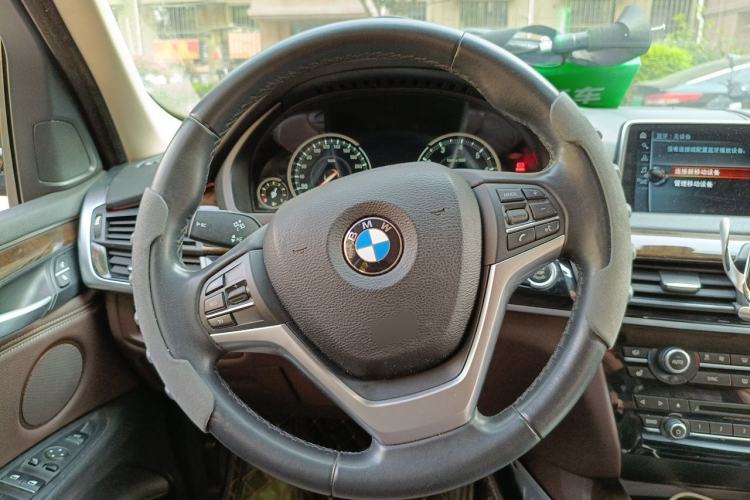Used BMW X5 2017 xDrive28i Steering Wheel