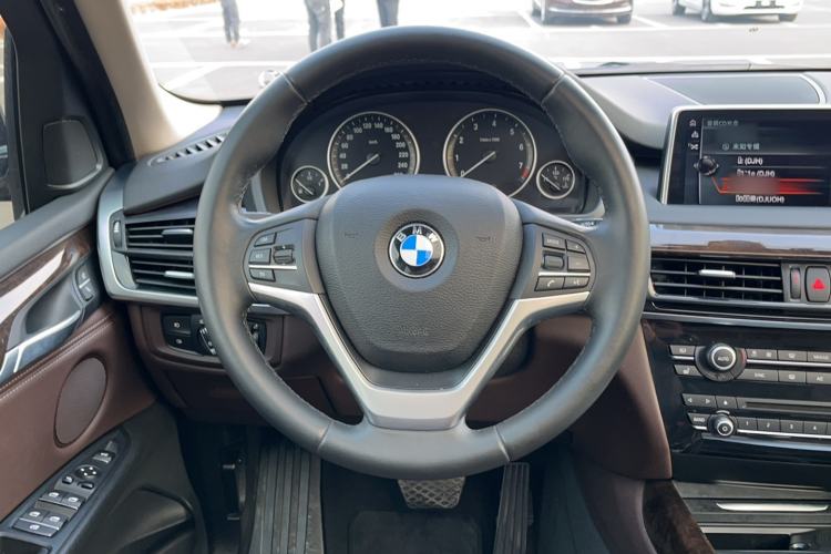 Used BMW X5 2017 xDrive28i Steering Wheel