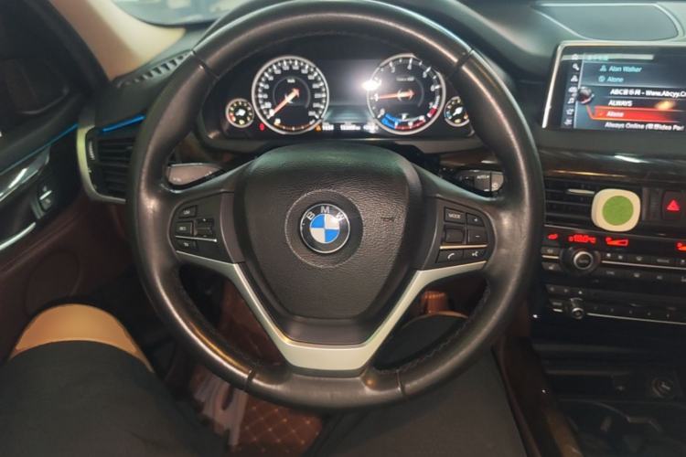 Used BMW X5 2017 xDrive28i Steering Wheel
