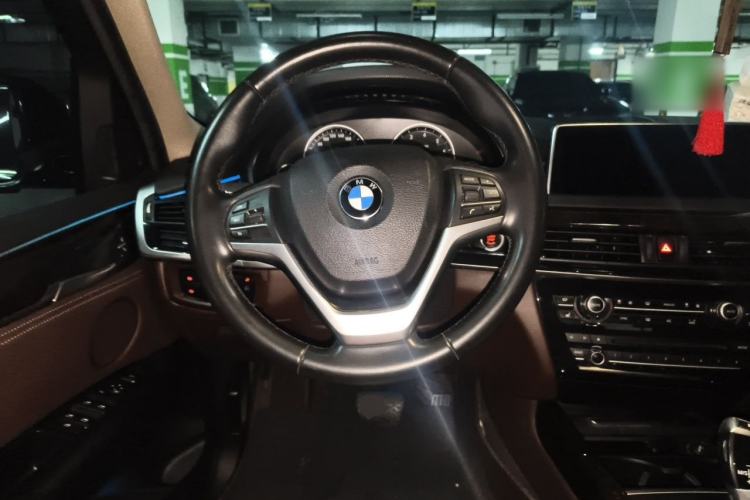 Used BMW X5 2017 xDrive28i Steering Wheel