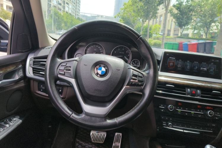 Used BMW X5 2017 xDrive28i Steering Wheel