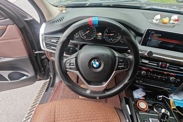 Used BMW X5 2017 xDrive28i Steering Wheel
