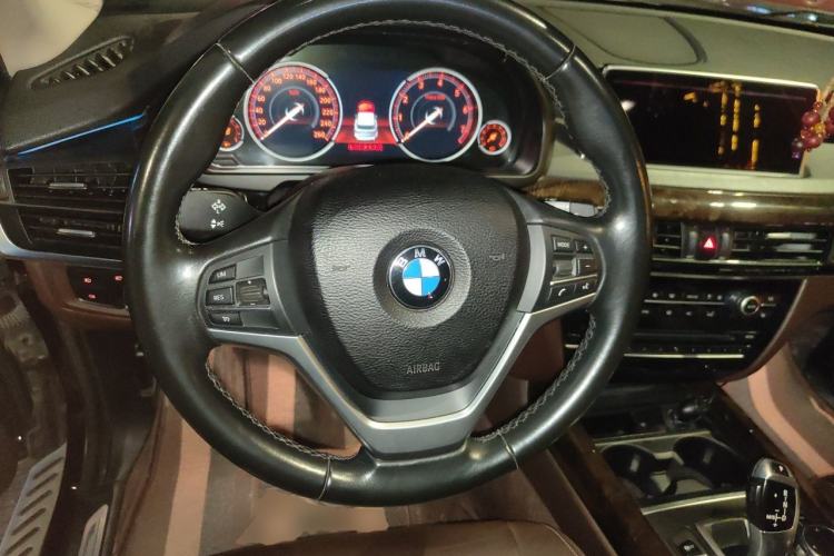 Used BMW X5 2017 xDrive28i Steering Wheel