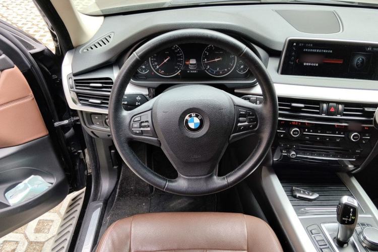 Used BMW X5  Steering Wheel