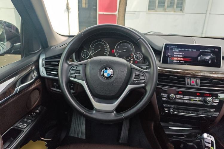 Used BMW X5 2017 xDrive35i Elegant Edition Steering Wheel