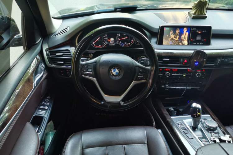 Used BMW X5 2017 xDrive28i Steering Wheel