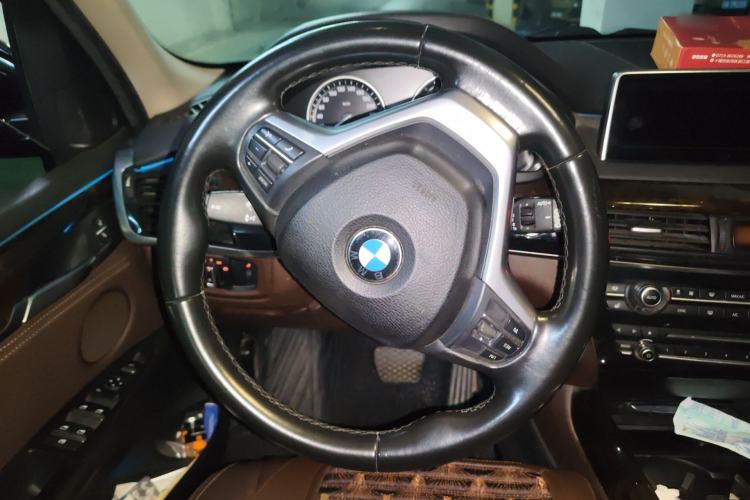 Used BMW X5 2017 xDrive28i Steering Wheel
