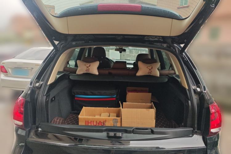 Used BMW X5  Trunk
