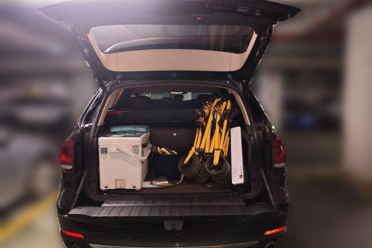 Used BMW X5 2017 xDrive28i Trunk