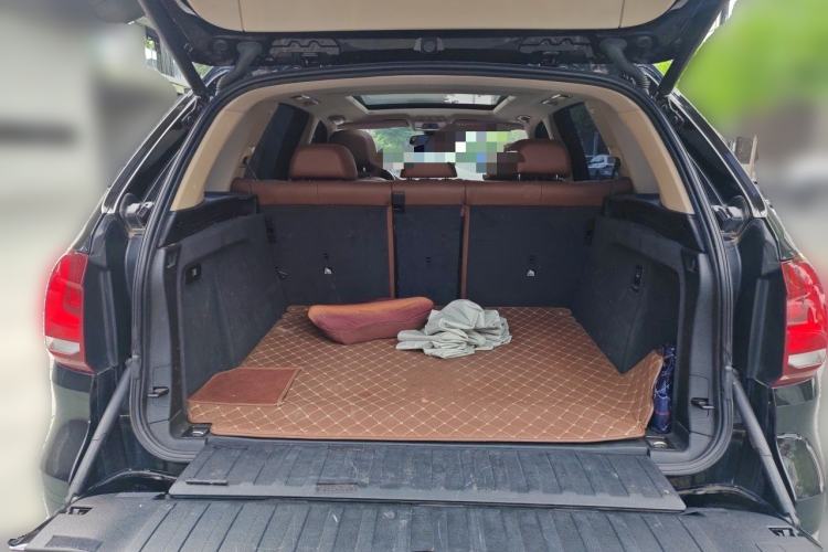 Used BMW X5  Trunk