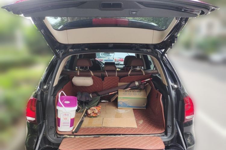 Used BMW X5 2017 xDrive28i Trunk
