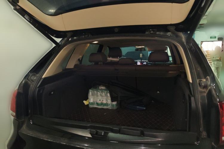 Used BMW X5 2017 xDrive35i Elegant Edition Trunk