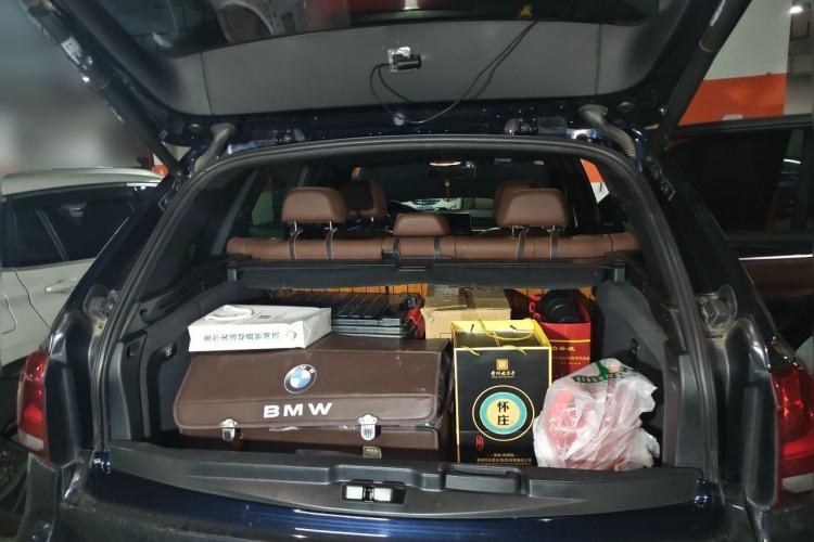 Used BMW X5 2017 xDrive35i M Sport Edition Trunk