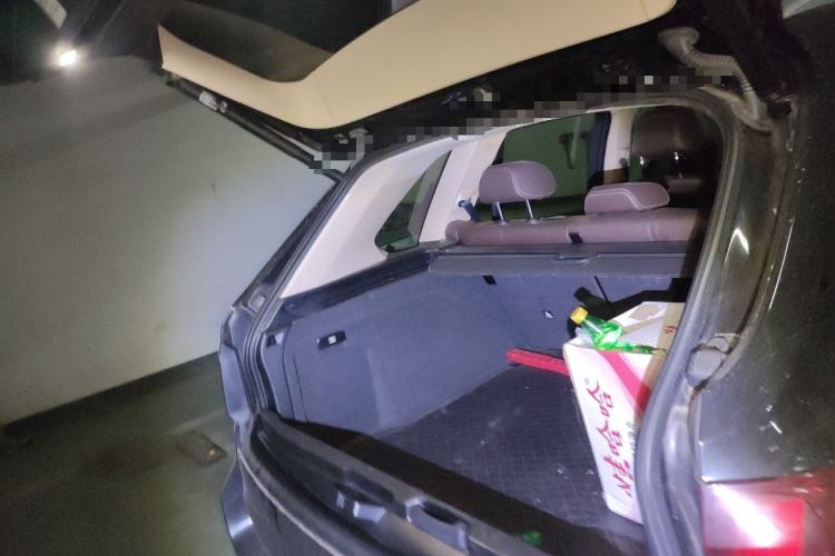 Used BMW X5 2017 xDrive28i Trunk