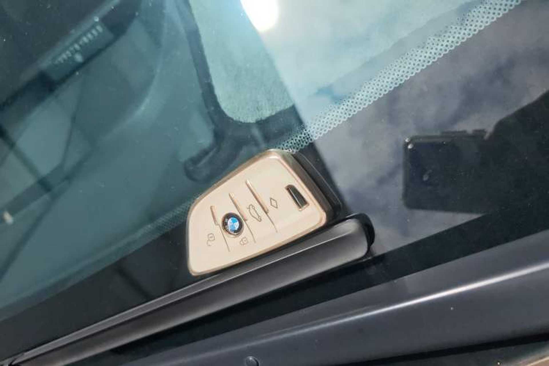 Used BMW X5 2017 xDrive28i Vehicle Key