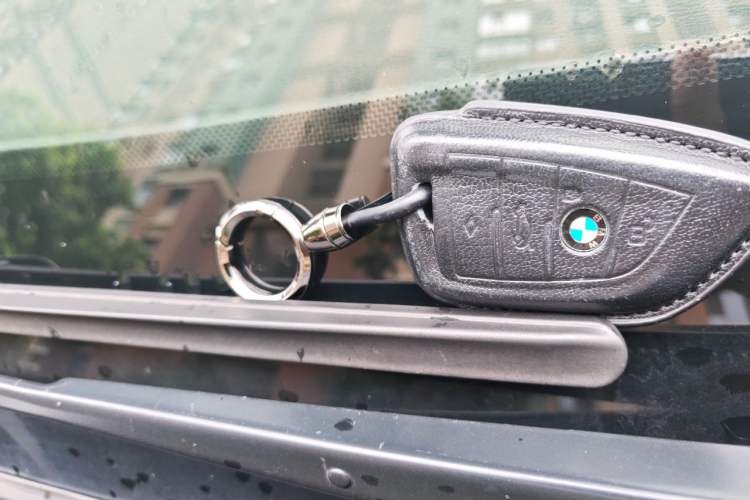 Used BMW X5  Vehicle Key
